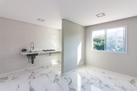 Apartamento à venda com 2 quartos, 44m² em Santa Maria, Osasco
