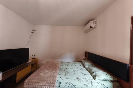 Casa à venda com 210m², 3 quartos e 2 vagasQuarto 3