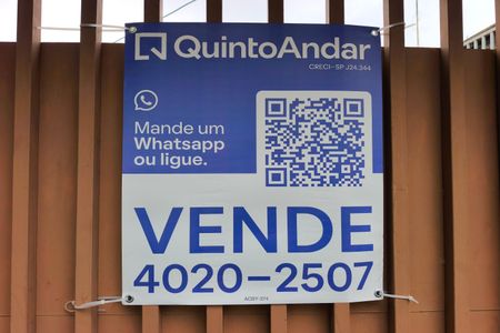 Casa à venda com 210m², 3 quartos e 2 vagasPLACA INSTALADA NA FACHADA