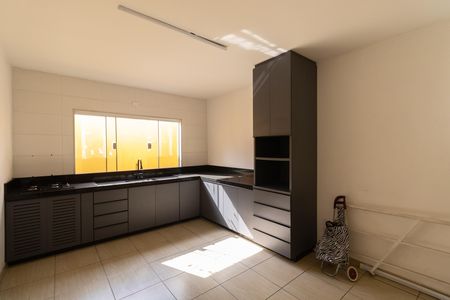 Casa para alugar com 4 quartos, 133m² em Fazenda Aricanduva, São Paulo