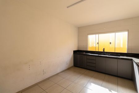 Casa para alugar com 4 quartos, 133m² em Fazenda Aricanduva, São Paulo