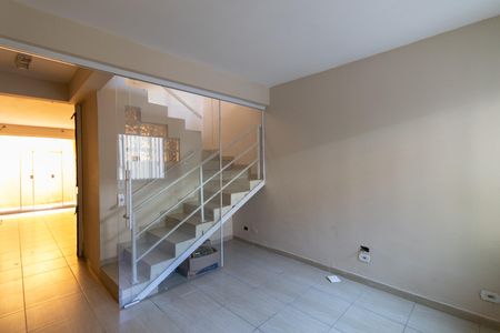 Casa para alugar com 4 quartos, 133m² em Fazenda Aricanduva, São Paulo