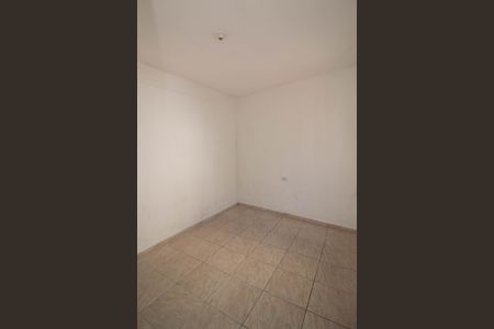 Quarto de casa para alugar com 1 quarto, 35m² em Jardim das Oliveiras 2, Guarulhos
