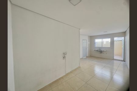 Casa para alugar com 1 quarto, 35m² em Jardim das Oliveiras 2, Guarulhos