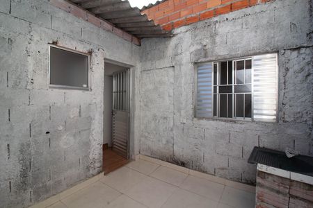 Área de Serviço de casa para alugar com 1 quarto, 35m² em Jardim das Oliveiras 2, Guarulhos