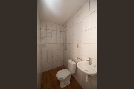 Banheiro de casa para alugar com 1 quarto, 35m² em Jardim das Oliveiras 2, Guarulhos