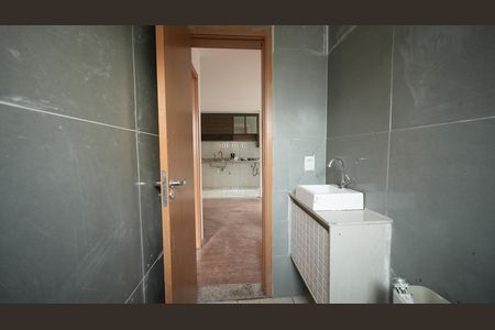 Banheiro Social de apartamento para alugar com 1 quarto, 42m² em Utinga, Santo André