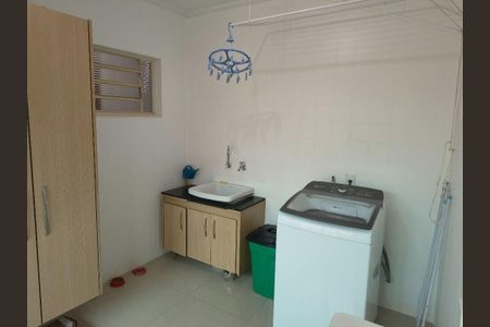 Casa à venda com 4 quartos, 390m² em Jardim Santa Genebra, Campinas