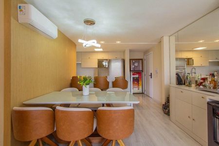 Apartamento à venda com 80m², 3 quartos e sem vaga Apartamento à venda com 80m², 3 quartos e sem vagaSala de Jantar