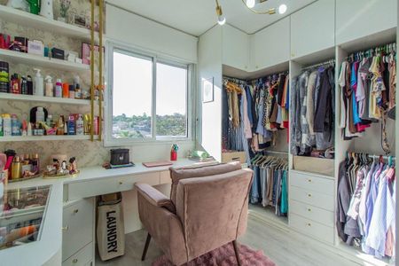 Apartamento à venda com 80m², 3 quartos e sem vaga Apartamento à venda com 80m², 3 quartos e sem vagaCloset