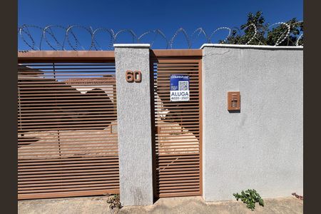 Fachada de casa para alugar com 2 quartos, 48m² em Bom Sossego, Ribeirão das Neves