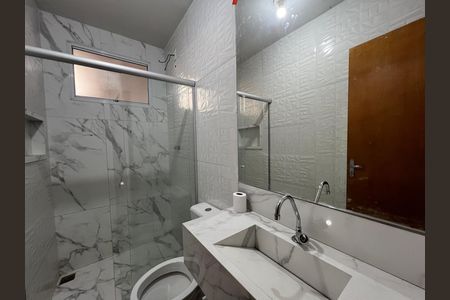 Banheiro Social de casa para alugar com 2 quartos, 48m² em Bom Sossego, Ribeirão das Neves