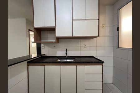 Cozinha de casa para alugar com 2 quartos, 48m² em Bom Sossego, Ribeirão das Neves