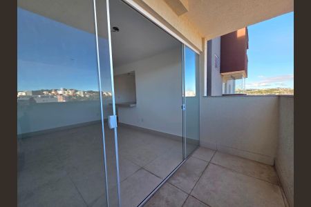 Sala - Varanda  de apartamento à venda com 3 quartos, 82m² em Padre Eustáquio, Belo Horizonte