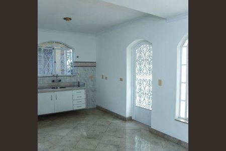 Casa à venda com 2 quartos, 105m² em Vila Congonhas, São Paulo