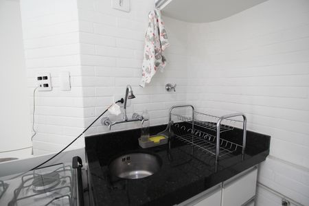 Cozinha de apartamento à venda com 1 quarto, 35m² em Chácara Itaim, São Paulo
