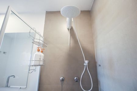 Banheiro de apartamento à venda com 1 quarto, 35m² em Chácara Itaim, São Paulo