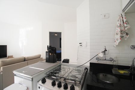 Cozinha de apartamento à venda com 1 quarto, 35m² em Chácara Itaim, São Paulo
