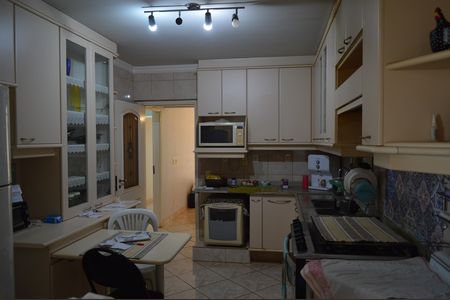 Cozinha de apartamento para alugar com 3 quartos, 133m² em Vila Seixas, Ribeirão Preto