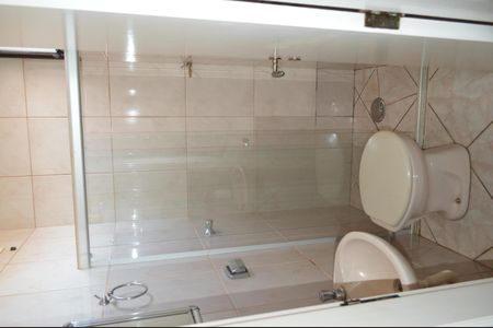 Banheiro de serviço de apartamento para alugar com 3 quartos, 133m² em Vila Seixas, Ribeirão Preto