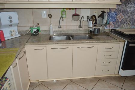 Cozinha de apartamento para alugar com 3 quartos, 133m² em Vila Seixas, Ribeirão Preto