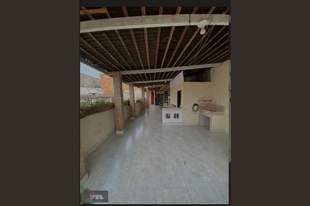 Casa à venda com 6 quartos, 125m² em Vila Carmosina, São Paulo