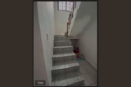 Casa à venda com 6 quartos, 125m² em Vila Carmosina, São Paulo