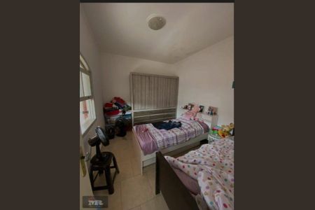 Casa à venda com 6 quartos, 125m² em Vila Carmosina, São Paulo