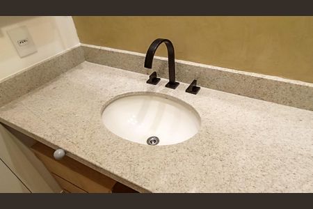 Studio para alugar com 25m², 1 quarto e sem vaga Studio para alugar com 25m², 1 quarto e sem vagaBanheiro