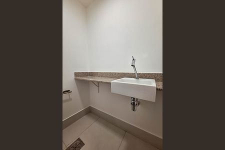 Apartamento para alugar com 120m², 3 quartos e 2 vagas Apartamento para alugar com 120m², 3 quartos e 2 vagasLavabo