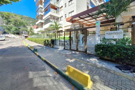 Apartamento para alugar com 120m², 3 quartos e 2 vagas Apartamento para alugar com 120m², 3 quartos e 2 vagasFachada