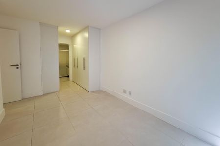 Apartamento para alugar com 120m², 3 quartos e 2 vagas Apartamento para alugar com 120m², 3 quartos e 2 vagasSuíte 1