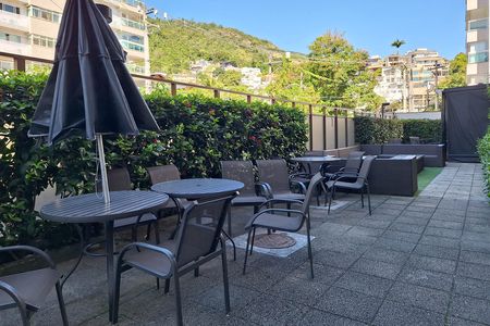 Apartamento para alugar com 120m², 3 quartos e 2 vagas Apartamento para alugar com 120m², 3 quartos e 2 vagasÁrea comum