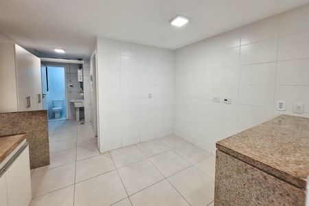 Apartamento para alugar com 120m², 3 quartos e 2 vagas Apartamento para alugar com 120m², 3 quartos e 2 vagasCozinha