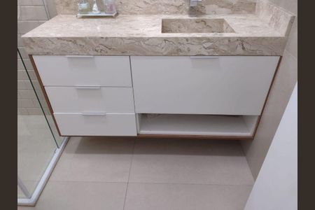 Casa à venda com 3 quartos, 82m² em Vila Anastácio, São Paulo