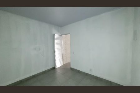 Quarto de kitnet/studio para alugar com 1 quarto, 42m² em Jardim Aracare, Itaquaquecetuba