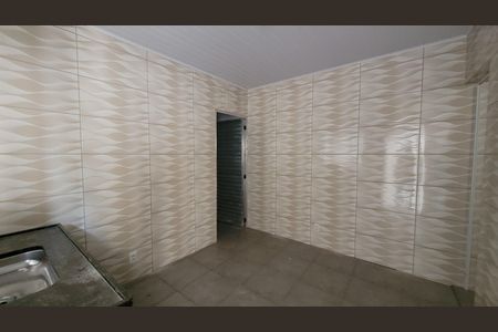 Cozinha de kitnet/studio para alugar com 1 quarto, 42m² em Jardim Aracare, Itaquaquecetuba
