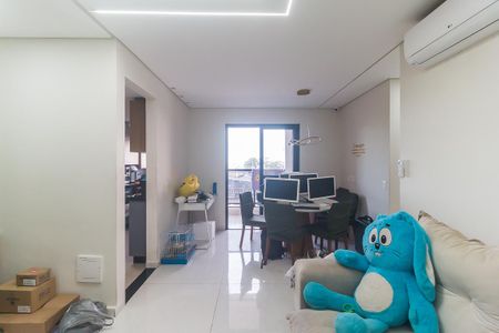 Apartamento para alugar com 66m², 2 quartos e 1 vagaSala
