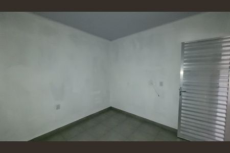 Quarto de kitnet/studio para alugar com 1 quarto, 42m² em Jardim Aracare, Itaquaquecetuba