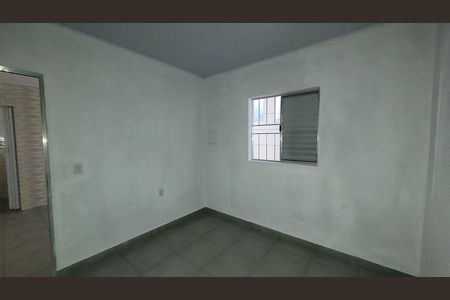 Quarto de kitnet/studio para alugar com 1 quarto, 42m² em Jardim Aracare, Itaquaquecetuba