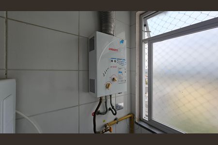 Área de serviço de apartamento para alugar com 2 quartos, 45m² em Vila Avelina, Nova Iguaçu