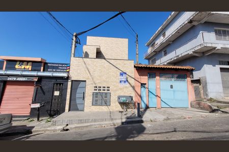 Fachada de casa para alugar com 1 quarto, 42m² em Jardim Aracare, Itaquaquecetuba
