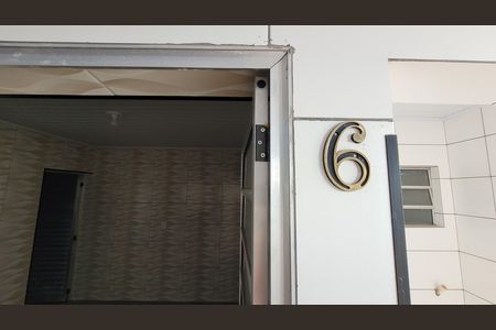 Hall de casa para alugar com 1 quarto, 42m² em Jardim Aracare, Itaquaquecetuba
