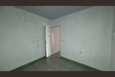 Quarto de kitnet/studio para alugar com 1 quarto, 42m² em Jardim Aracare, Itaquaquecetuba