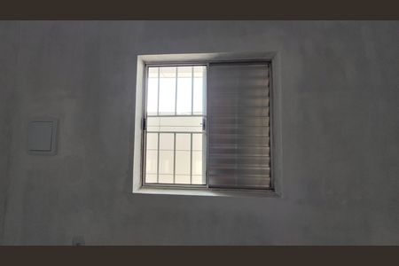 Quarto de kitnet/studio para alugar com 1 quarto, 42m² em Jardim Aracare, Itaquaquecetuba