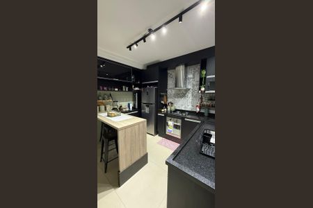 Cozinha de casa à venda com 2 quartos, 90m² em Vila Carmosina, São Paulo
