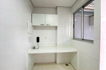 Apartamento à venda com 153m², 3 quartos e 2 vagas Apartamento à venda com 153m², 3 quartos e 2 vagasEscritório
