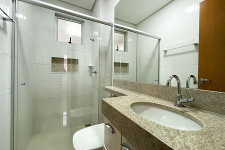 Apartamento à venda com 153m², 3 quartos e 2 vagas Apartamento à venda com 153m², 3 quartos e 2 vagasBanheiro