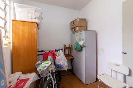Quarto de Serviço de casa à venda com 2 quartos, 162m² em Vila Ester (zona Norte), São Paulo