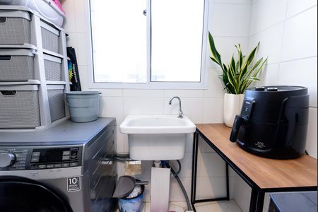 Apartamento para alugar com 46m², 2 quartos e 1 vaga Apartamento para alugar com 46m², 2 quartos e 1 vagaCozinha e Área de Serviço